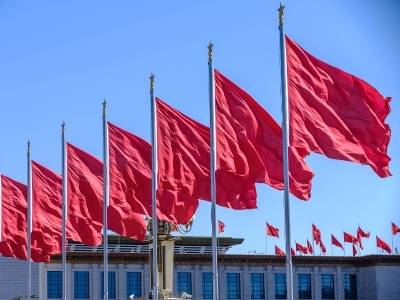 王沪宁人民日报撰文：深化经济体制改革 推动高质量发展