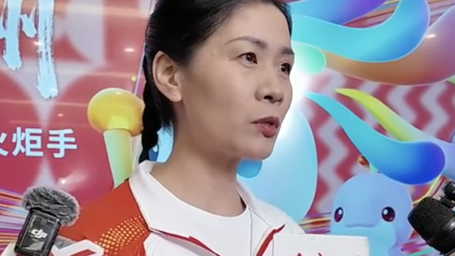 花都火炬手郑诗华：投身公益事业，传递温暖｜我是火炬手