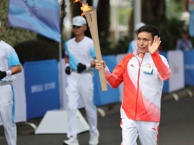 佳硕农业董事长冯志佳：希望农业发展像全运会一样绽放！｜我是火炬手