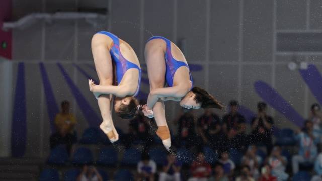 全红婵复出第一跳排名第一