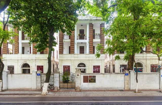 位于广州市越秀区新河浦路的春园，是中共三大代表居住和筹备会议的重要地点?；平?摄