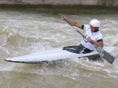 广东队开门红！十五运会赛艇项目广州开赛