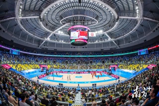 图集｜十五运会女篮开打，广东队48分大胜湖北队