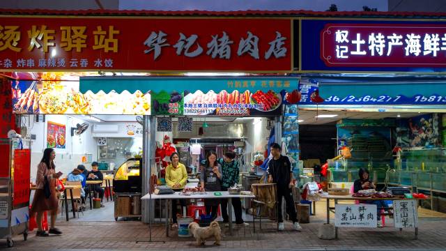 家人的支持给了谢国宝温暖的力量。  