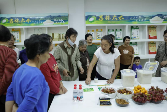 直营店品鉴促销环节