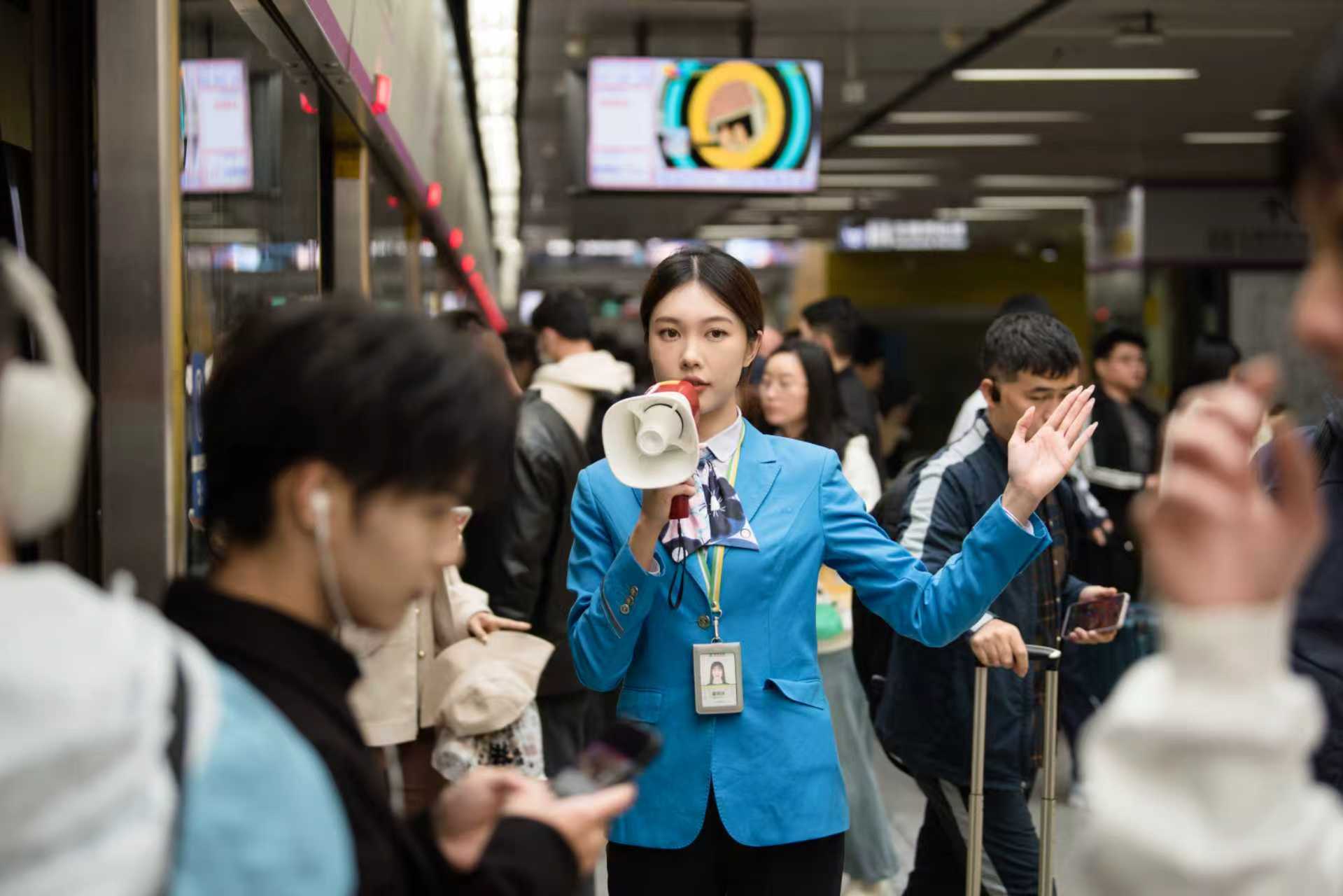 深圳地铁5、11号线新线“跑图”，通勤更快了_南方+_南方plus