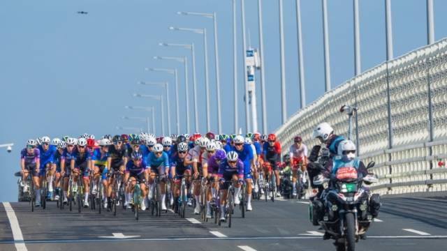 “无感通关”粤港澳，这场跨境赛展现大湾区新图景