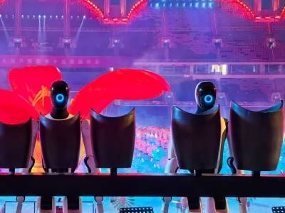 敲响“铜句鑃”的机器人，究竟什么来头？| 全运会开幕式揭秘