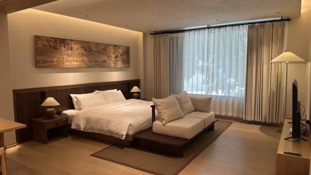 闲置农房被改造为民宿或乡村酒店。