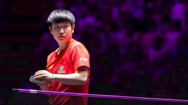 孙颖莎在深圳迎来十五运开门红