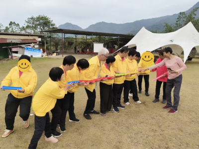 黄花岗街工疗站学员家庭赴农庄开展亲子活动，温情互动收获满满
