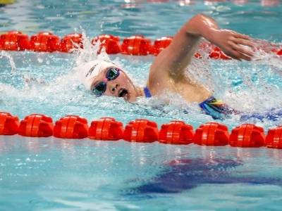 李冰洁斩获十五运会女子400米自由泳金牌