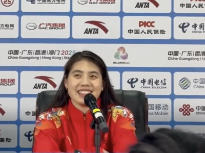 张雨霏赛后暖心问候全运会记者：大家是双向奔赴，相互体谅