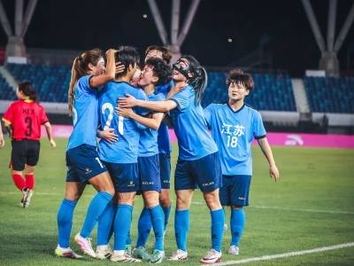 十五运会女足淘汰赛开波，江苏队2：0战胜四川队