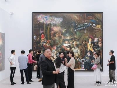 跨越三代的超现实艺术之旅，“现实，超现实”大展深圳开幕