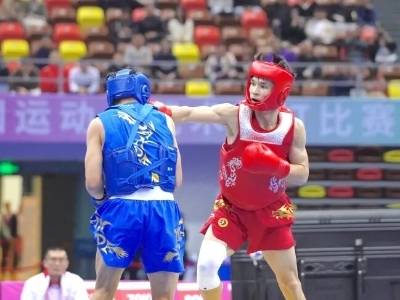 师弟师妹齐助阵！全运散打“湛将”王艺霖闯入八强