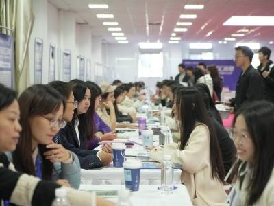 佛山市委常委、组织部部长刘建新：以最大诚意吸引“千里马”