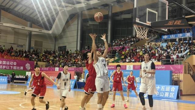 视频｜山东队获全运会U18女篮金牌，“女版姚明”张子宇贡献31分