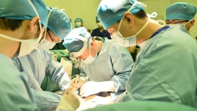 广东专家入选全球前2%顶尖科学家榜单，他的这些研究为患者救治开辟了新路径