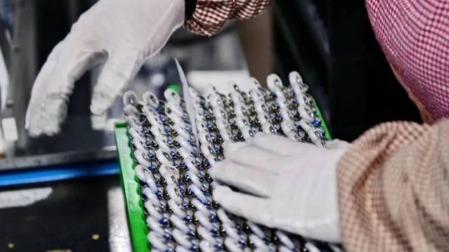 周其仁：从突围到寻路，“中国经济”转向“中国人经济”