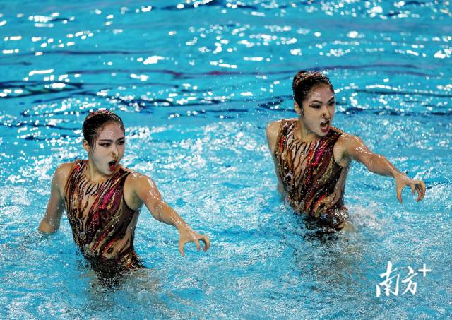 花豹出水勇夺金牌！广东队斩获十五运会花样游泳女子双人项目冠军