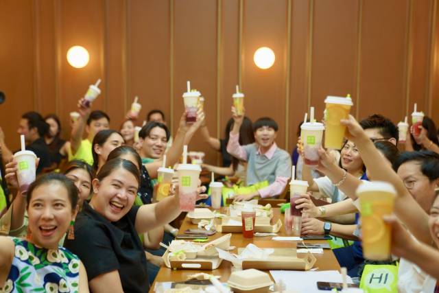 一杯新茶饮，融入95后泰国女生的日常 | 出海新机