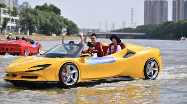 解锁全运“潮”玩法！2025琶洲水上运动嘉年华今日启幕