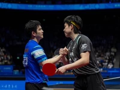 全运会乒乓球男单上演“强强对话”，樊振东取胜