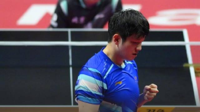 强强对决！樊振东战胜王楚钦，挺进十五运会乒乓球男单决赛