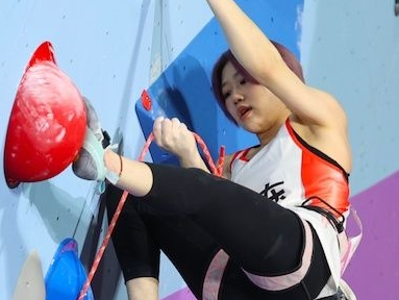 从蛇口岩馆到全运会赛场，深圳南山运动员张悦彤三夺攀岩冠军