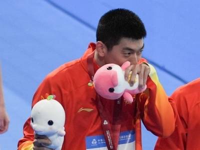 闫子贝，圆满收官！