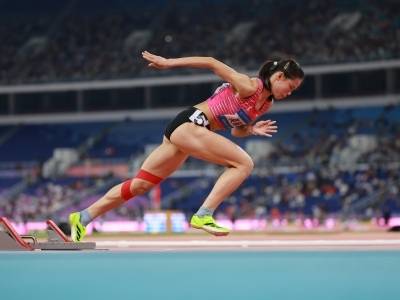 莫家蝶，赢了！广东包揽十五运会女子400米栏金银