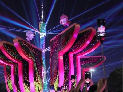 多图｜@广州追光人，你的线上灯光节来了