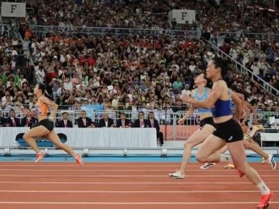 十五运会女子百米飞人大战！17岁陈妤颉破亚洲青年纪录夺冠