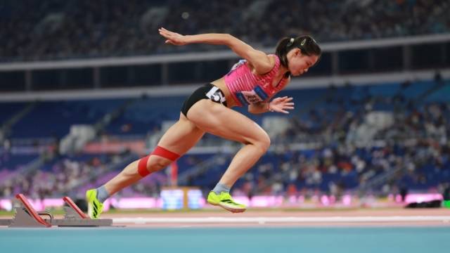 莫家蝶、孔莹蓥包揽女子400米栏金银牌