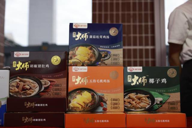 中华土鸡各类产品。 中华土鸡各类产品。