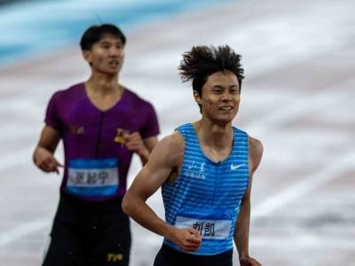 “我真的做到了！”刘凯45.77秒夺得男子400米金牌