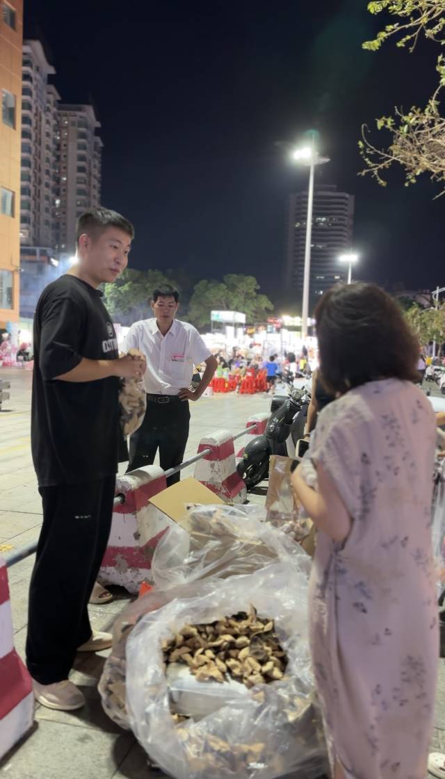 湯景潤積極宣傳浦北陈皮。