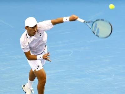 商竣程、吴易昺谁将夺金？十五运会网球男子单打半决赛结束