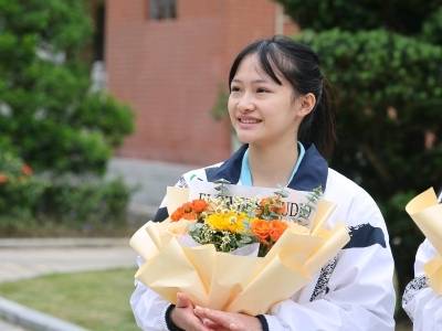 十五运会冠军李美妮：攀岩让我更加勇敢，将冲击更大目标