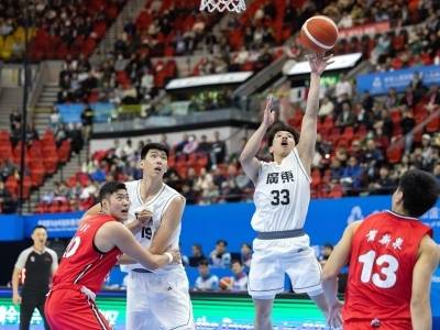 南粤篮球，薪火相传！广东夺得十五运U22男篮金牌