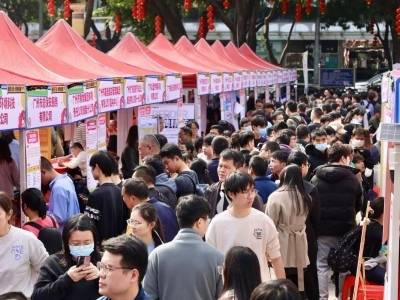 “广州好揾工”故事，一组海报全讲述！