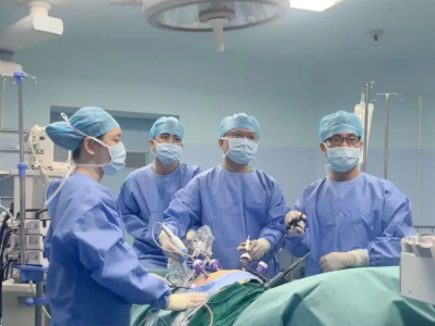 跨越“高龄禁区”，94岁患者在河源成功接受高难度膀胱癌手术