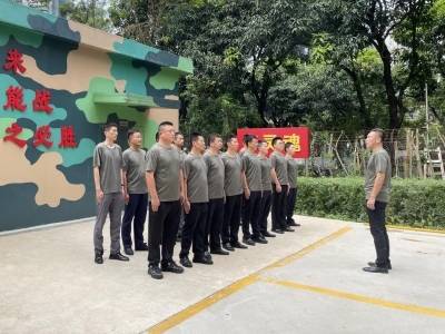 铿锵誓言慰英魂，华侨城集团企业武装部组织缅怀先烈活动