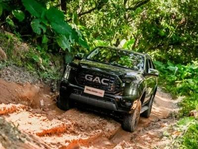 广汽领程SMILODON PRO皮卡实力圈粉海外经销商