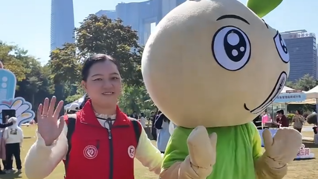 视频｜东莞市调解协会+爱莞家！志愿者“红蓝搭档”助力普法