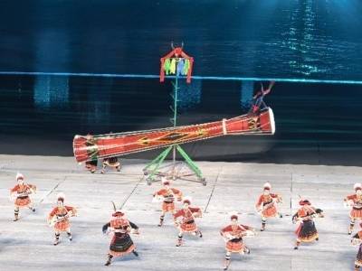 10米长、超千斤！清远特制“巨型汪嘟”惊艳十五运会闭幕式