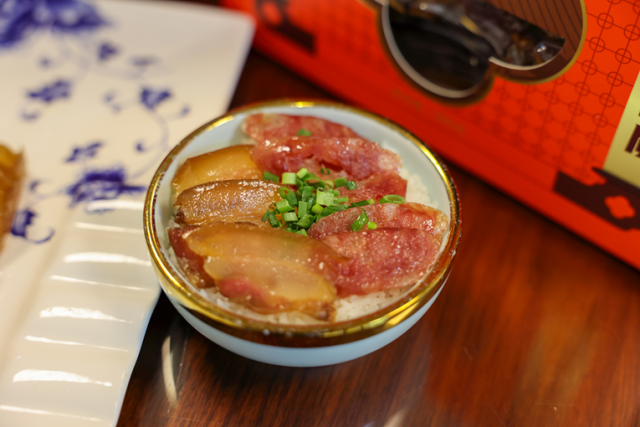 东瑞肉食新开发的肉肠和腊味产品。