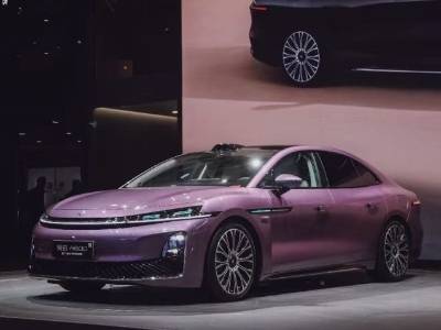 广汽昊铂A800内饰首发，为高速L3商用冲刺