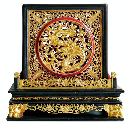 杨坚平、吴它军的作品《四方宣炉罩》在展会上亮相。